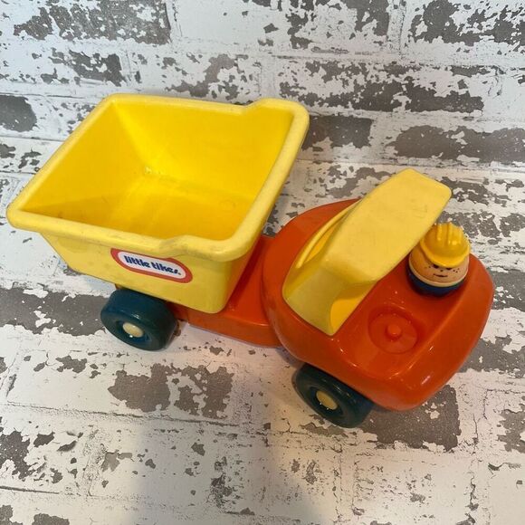 Little tike | vintage yellow and orange dump truck and person - Picture 7 of 7